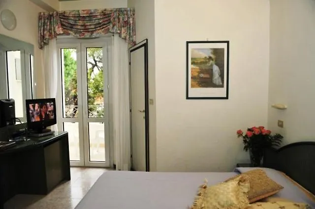 Hotel Gran Bretagna Riccione 3*,